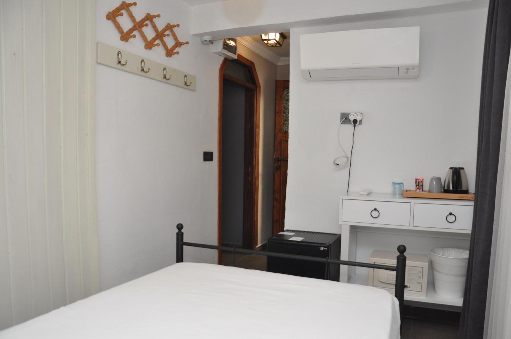 La Casa Carina Panzió Antalya Kültér fotó
