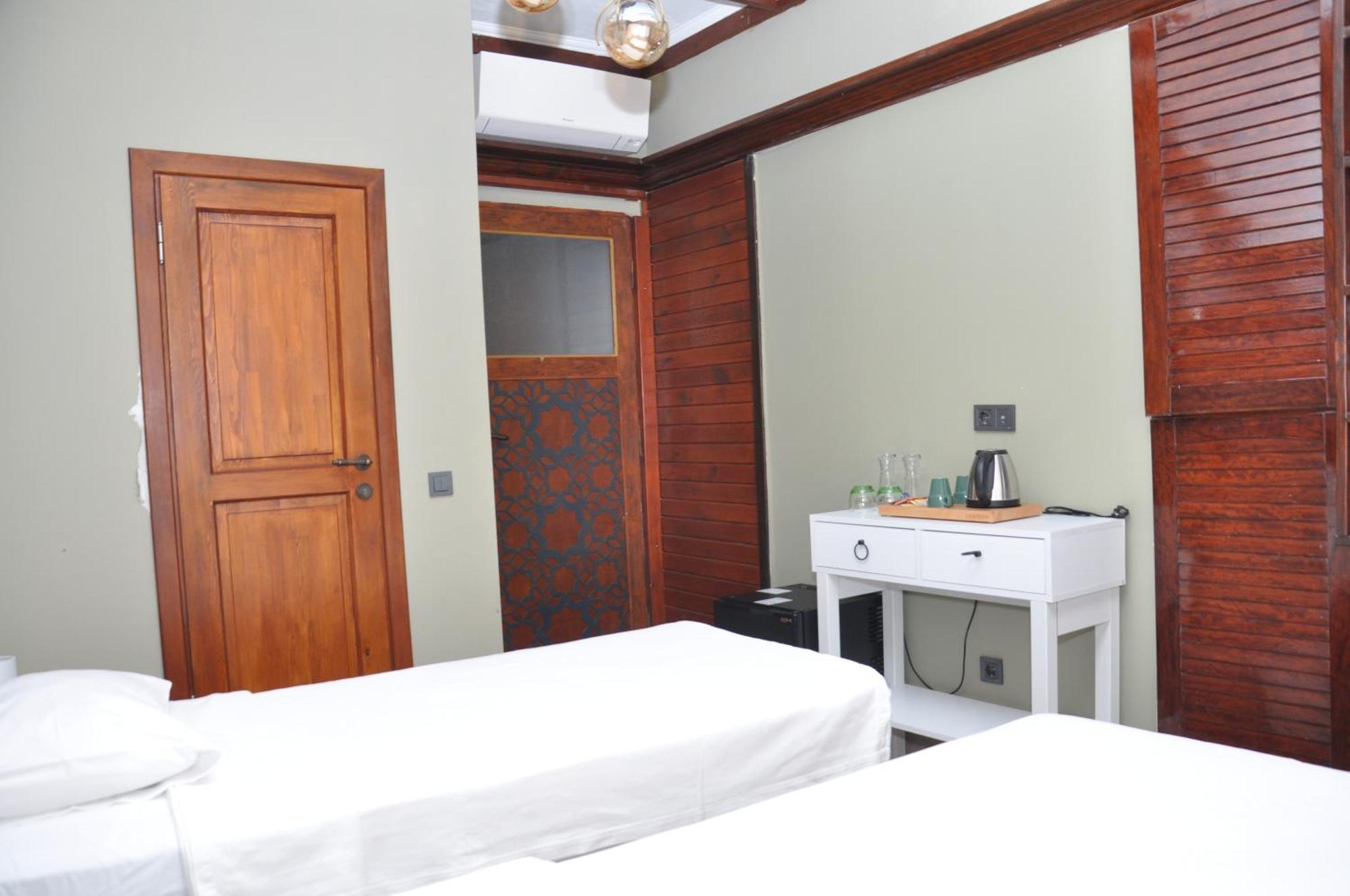 La Casa Carina Panzió Antalya Kültér fotó